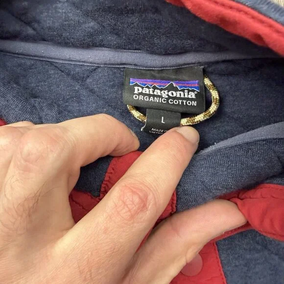 Patagonia Organic Cotton Quilted Snap T Pullover Sweater Large Navy Red 25371 - Picture 4 of 6